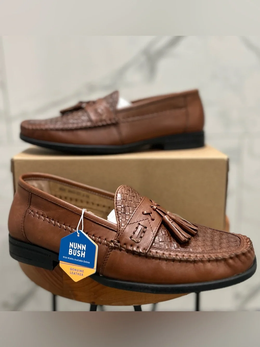 Nunn Bush Strafford Woven Tassel Loafers Men’s 8.5 Cognac Leather NWT